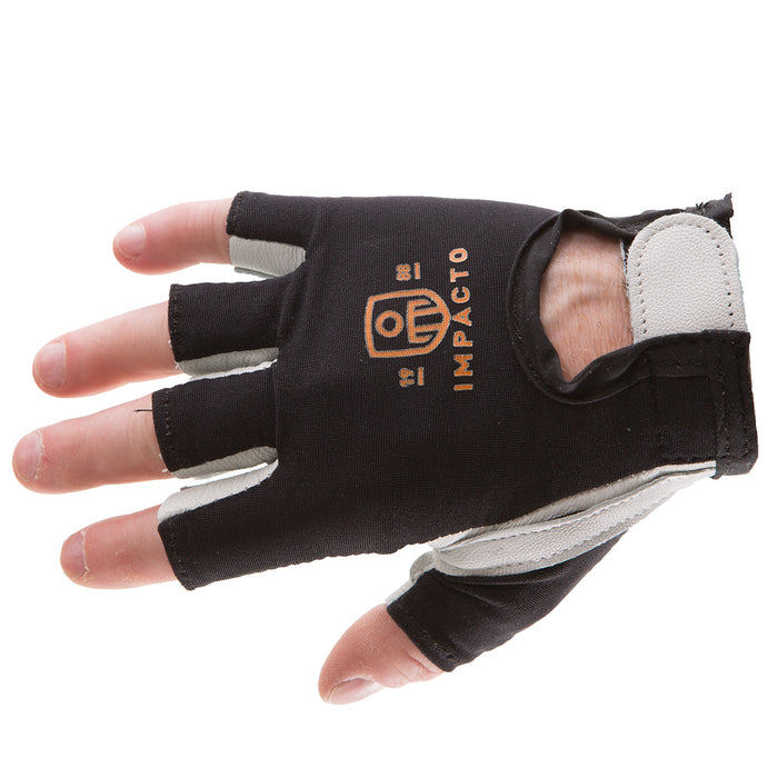 401-30 Anti-Impact Gloves have a contoured VEP 1/8" padding in the palm to protect from impact. They are made of soft pearl leather to ensure optimum dexterity and abrasion protection